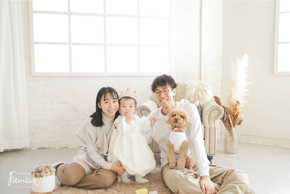 家族写真ってどんな服装でいけばいいの？創寫舘 そうしゃかん 愛知・岐阜の写真スタジオ