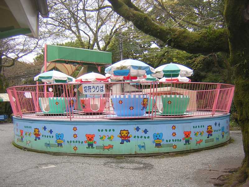 子連れで楽しむ小田原城 NINJA館、こども遊園地、自然観察 親子一緒に楽しめる！小田原城址公園内のおススメスポットをご紹介♪ 小田原市湘南エリア横浜・湘南で子供と遊ぶ - あそびい横浜・湘南