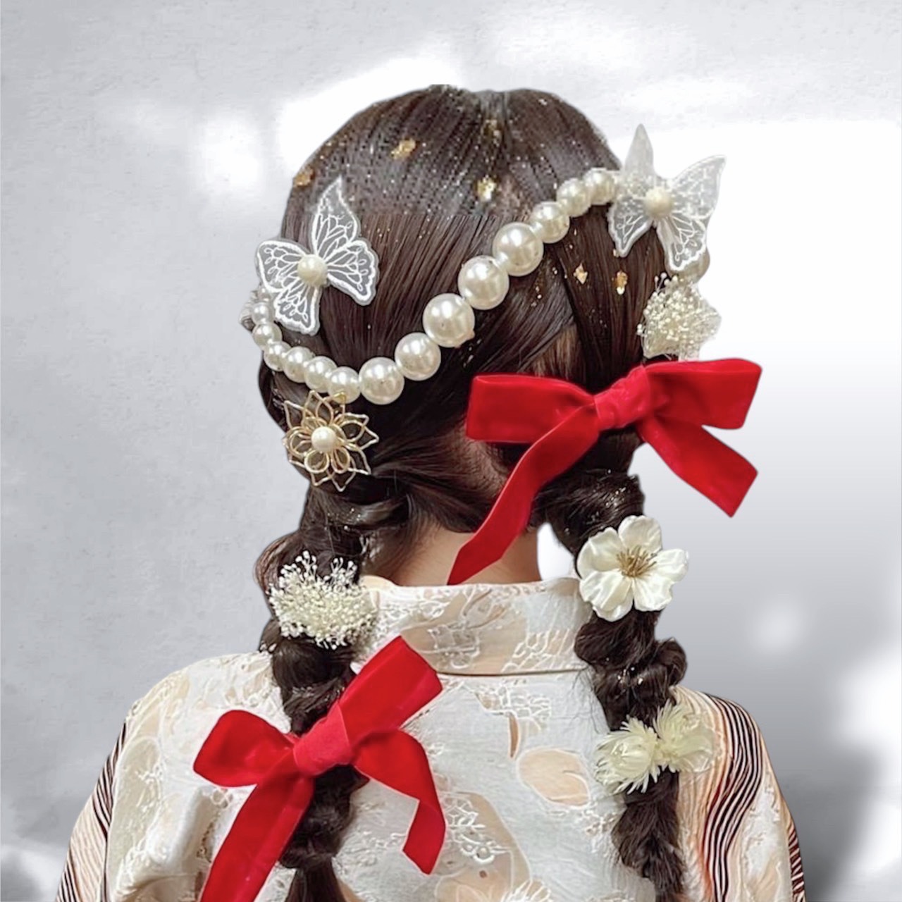 結婚式でピンクのカラードレスを着た女性の写真・画像素材-Snapmart スナップマート