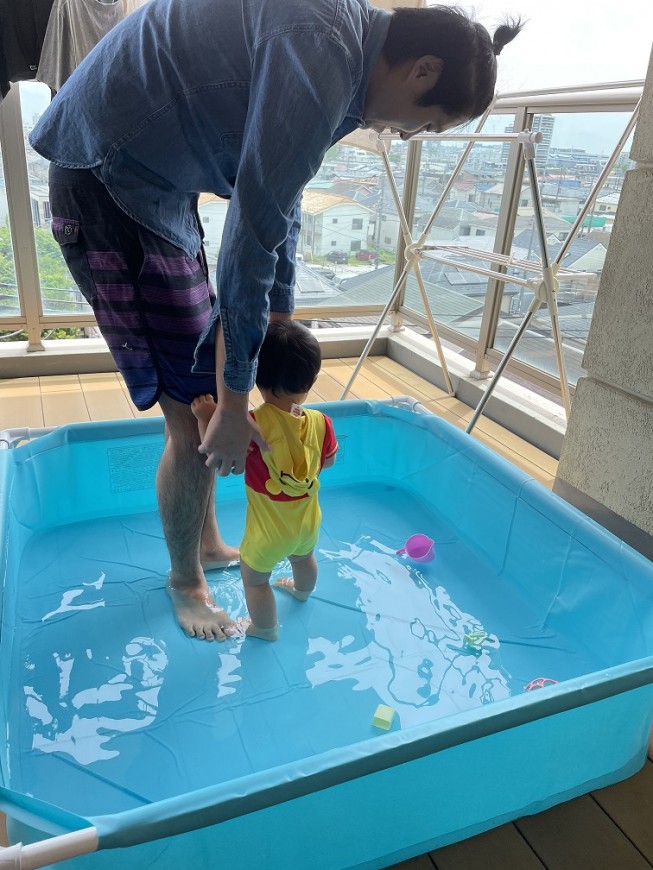 楽天市場 折りたたみ プール 空気入れ不要 屋根付き 大型 ビニールプール 日よけ シェード ファミリープール ベランダ 水遊び フレームプール 子供用長方形 子供用プール ペットプール ボールプール 庭 室内遊び 折り畳み 遮熱 : モダンデコ