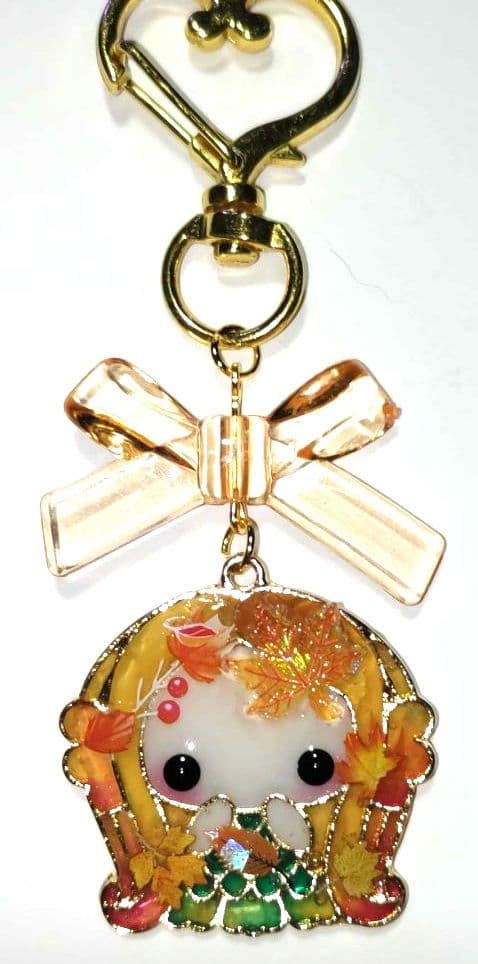 部活の試合や体育祭の時にぴったりな手作りお守り🤍🏹 名前やキャラクター、お菓子のパッケージで作ったら可愛いお守りが完成！お友達とお揃いで持ってみて。 photo by：@koume____0904 @urem16 @nodoka5.5 @rikodokin__624@mi_sa_ariana ----------ｷﾘﾄﾘｾﾝ