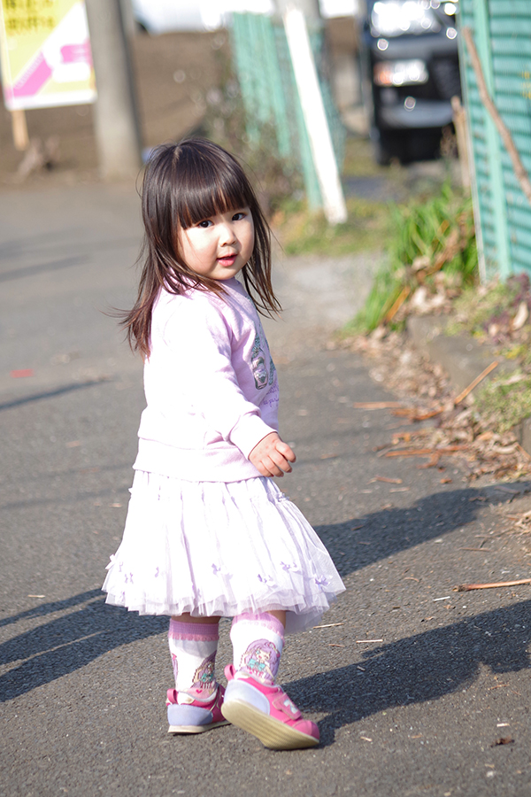 小さい子供の写真素材写真素材なら「写真AC」無料 フリー ダウンロードOK