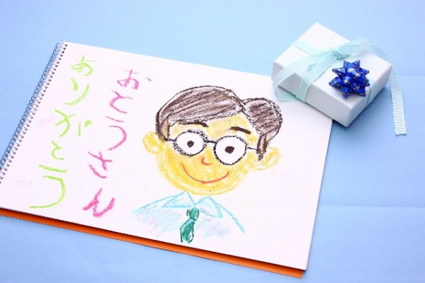 ちびっこのお小遣いでも安心！「父の日」は100均プレゼントfolk