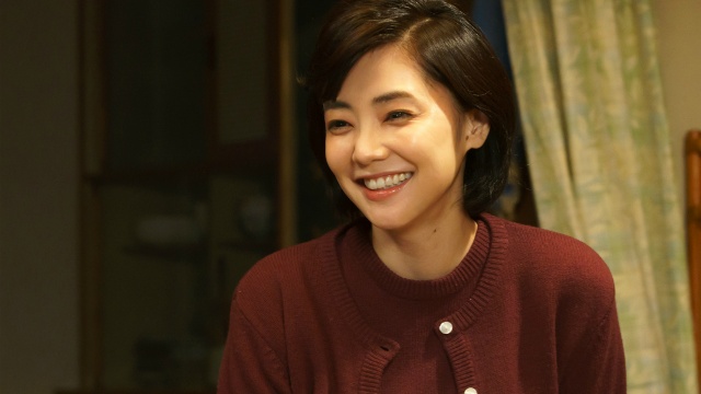 倉科カナ“美晴”、ラストの意味深セリフに様々な反応が 高杉真宙“唯斗”には「応援したくなる」の声も「婚姻届に判を捺しただけですが」5話cinemacafe.net