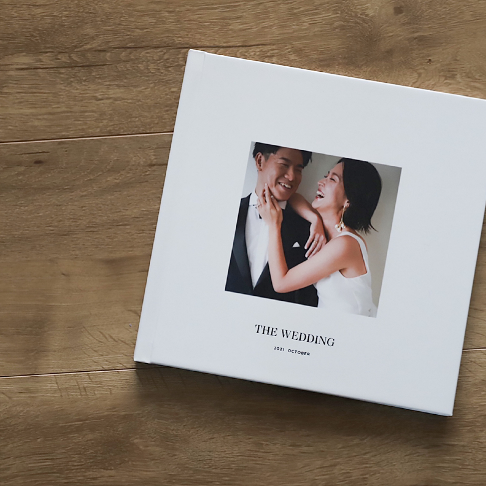 フォトウェディングのアルバムの依頼料金の値段相場と制作方法は？自作？外注？制作期間も解説 OKINAWA Wedding Magazine