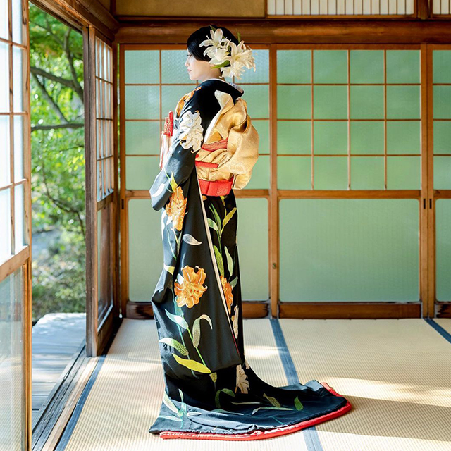 黒引き振袖で和装前撮り！！ウェディングフォト アンシャンテ