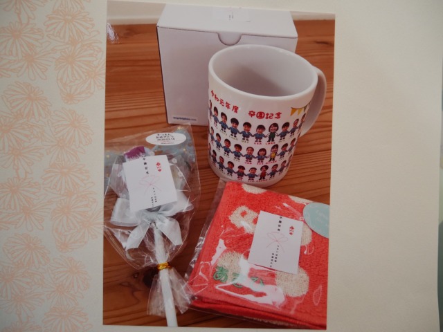 プチギフト 500円 クレパスタオル タオルハンカチ 卒園祝い 卒園記念品 子供が喜ぶ 嬉しかったもの タオル かわいい 入園 進級 卒園 卒園児プレゼント 小学校入学祝い 幼稚園 保育園 子供会 入学 粗品 販促品 景品 イベント モモフク