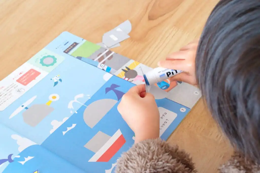 やめてよかった？必要ないって本当？こどもちゃれんじのリアルな声を紹介！後悔する前に読んでほしい！いちごドリル