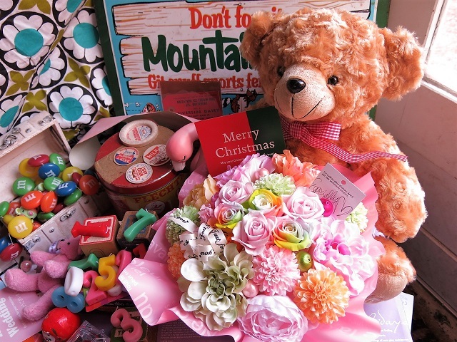 卒業式で担任の先生にプレゼント！涙腺崩壊サプライズアイデア！コタローの日常喫茶