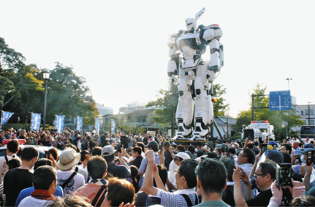 機動警察パトレイバー」の聖地目指す土浦市 等身大レイバー登場 ファンが望む企画やマンホールふたにも：東京新聞デジタル