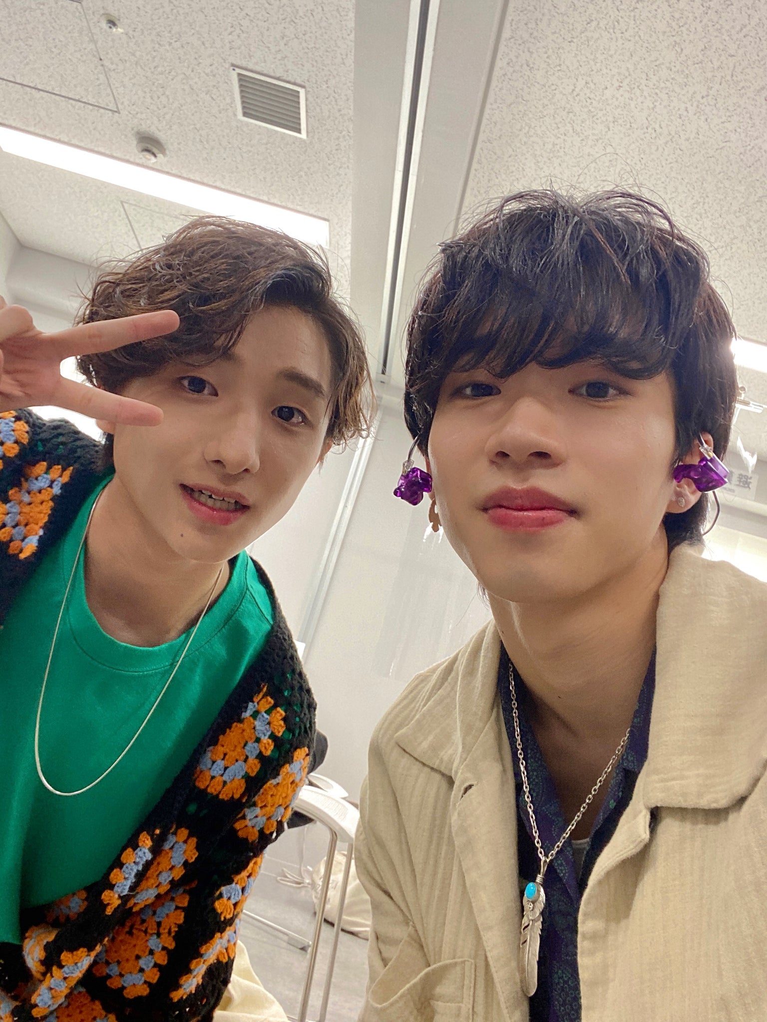 BUDDiiS「皆さんに僕たちから曲のプレゼント」5thシングル「R4U」を配信リリース SHOOTコメントあり- 音楽ナタリ