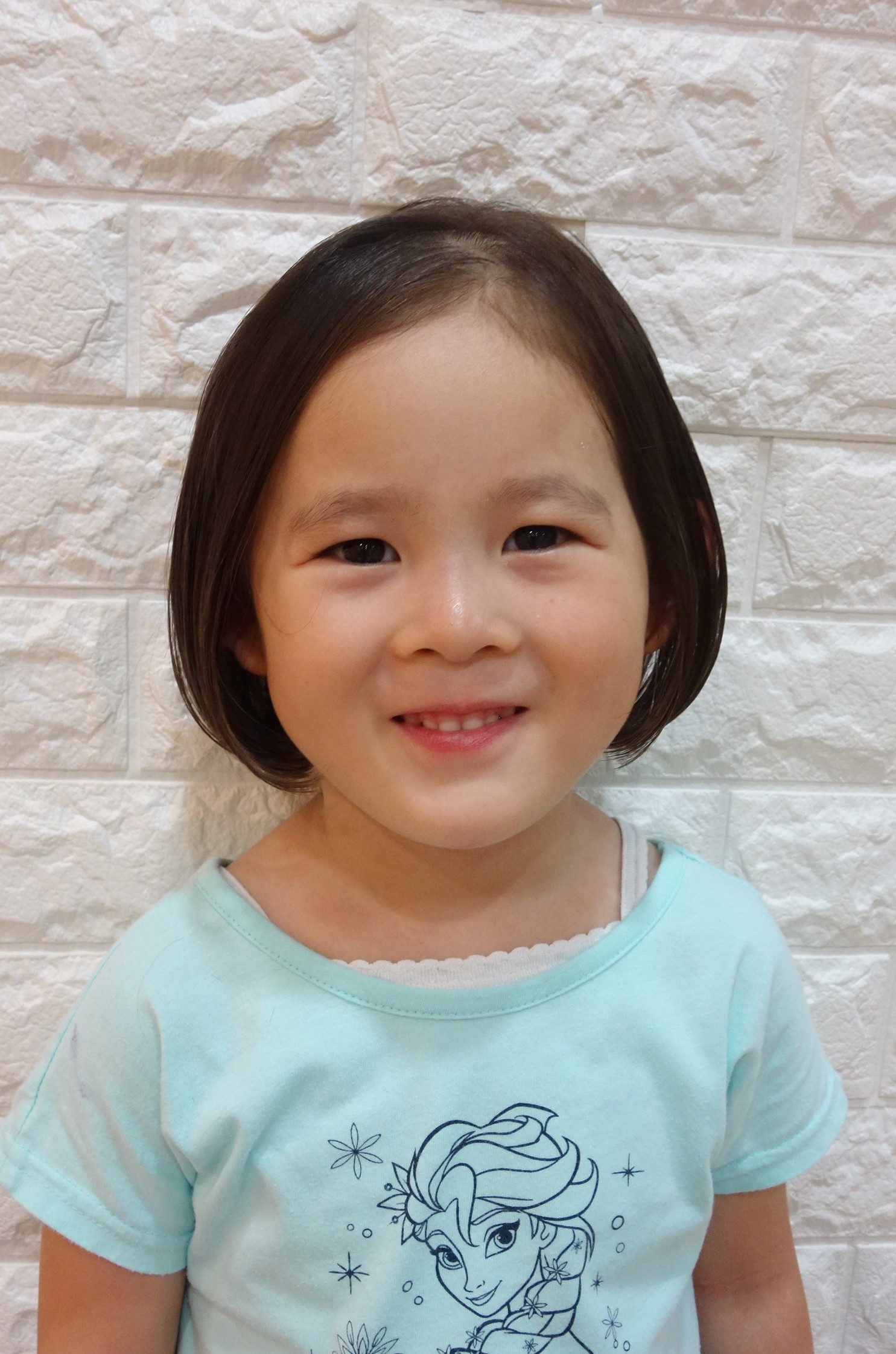 2025年秋 子供に似合うワンレングスボブの髪型 ヘアカタログ・ヘアスタイル を探す - OZmallビューティ