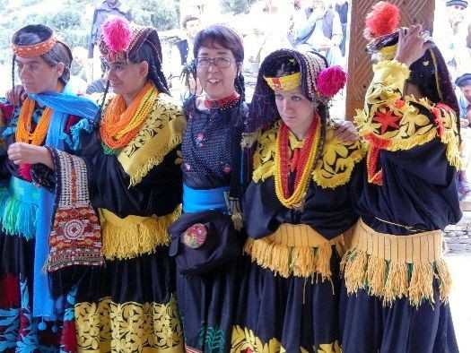 早期妊娠・結婚により学校を中退。ケニアの少女達を復学させたい 佐々木 千春 2016 09 20 公開- クラウドファンディング READYFOR