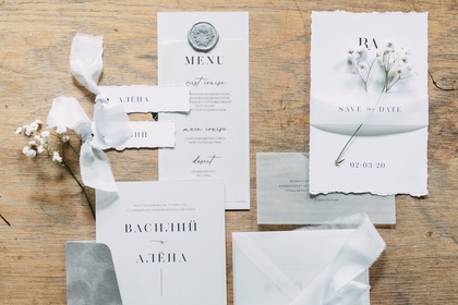 楽天市場10枚セット席札 スタンド 二つ折り 名札 ペーパーアイテム 結婚式 披露宴 会議 宴席 ネームカード シンプル ナチュラル グリーン緑 手作り ウェディング ブライダル 二次会 パーティー メッセージカード 座席カード レストラン 印刷 手書き ギフト ネーム