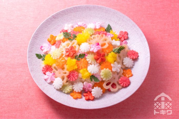 今年のひな祭りのお料理🥳 ちらし寿司はがんばって作ったけどやっぱりれいは食べなかった💦 いちごのムース🍓は喜んでもらえました☺️来年は妹ちゃんも食べられるものを作ろう💪れいちゃん日記ひな祭り3歳初節句手作りごはん姉妹お祝いお祝い料理