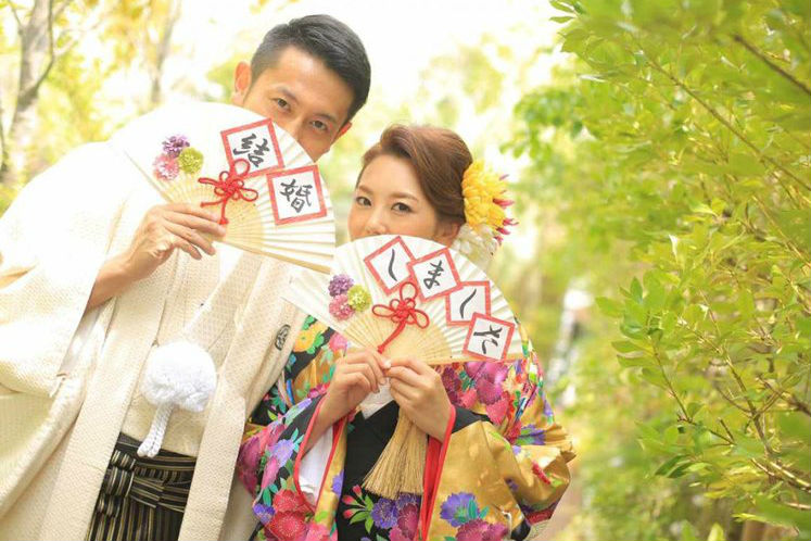 和装前撮りおすすめポーズや和テイストのDIY小物をご紹介♡美花嫁図鑑 farny ファーニー お洒落で可愛い花嫁レポが満載！byプラコレ