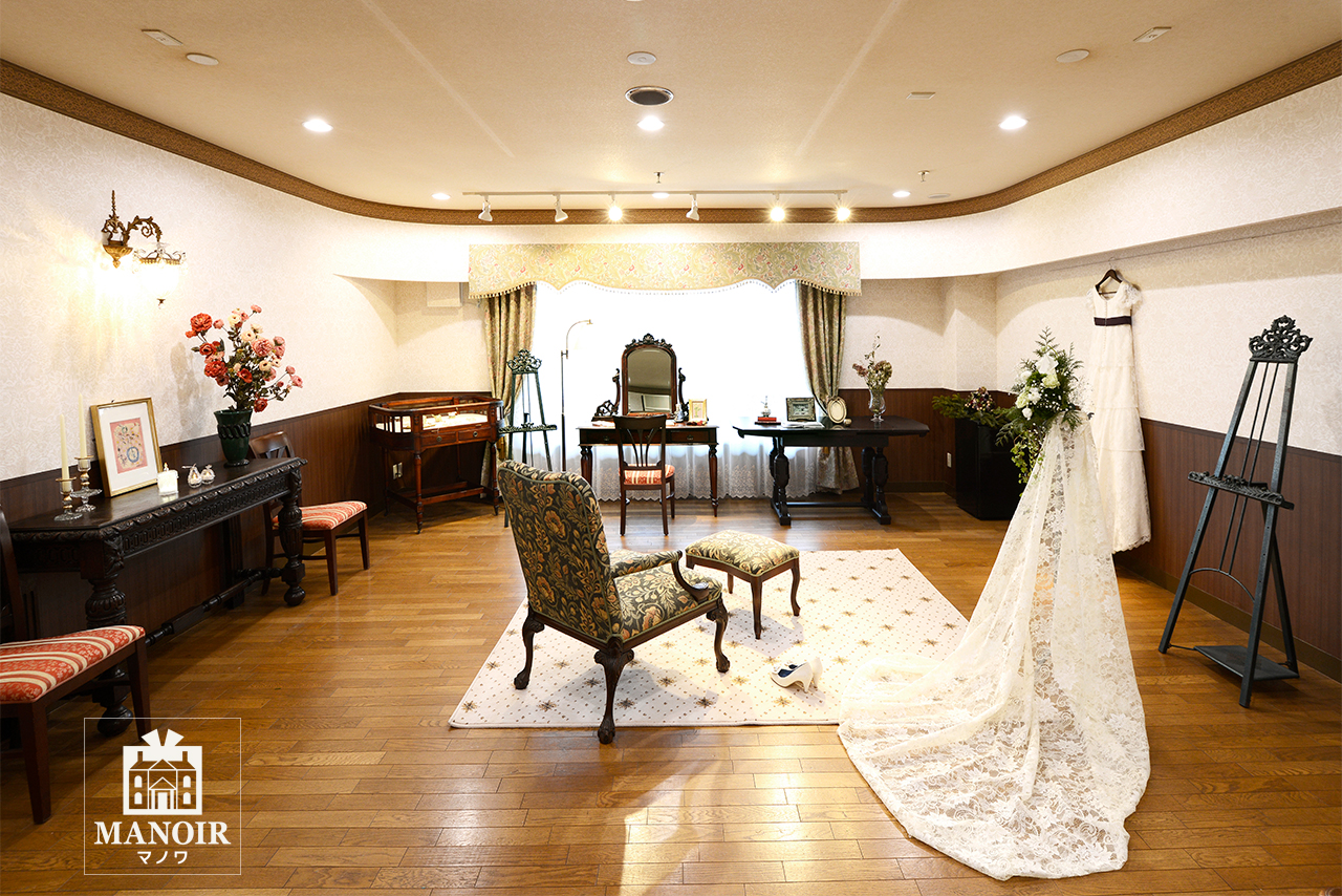 ブライズルーム -公式 結婚式場 倉敷 岡山NishikiyaグループTHE LINES ザ・ラインズ シンプル＆スタイリッシュ倉敷でのブライダルならLINESが大人気