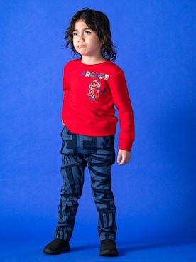 ☆7階こども服売場: bebeステッチがアクセント!キュートなリボンモチーフのニット。 やわらかな肌触りで、シックな重ね着風トレーナー 。クリスマスのおでかけコーデを華やかに演出いたします。岡山高島屋タカシマヤokayamatakashimayatakashimaya岡山