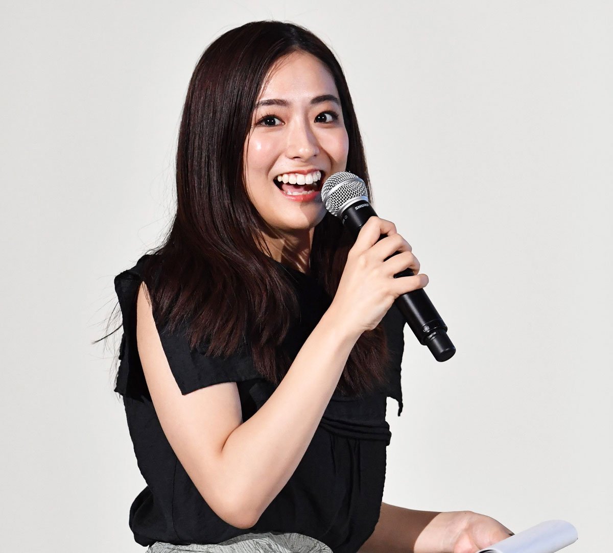 写真 「娘より美人」と評判の母を訪ねてわかった！TBS『ラヴィット！』田村真子アナが愛される理由 週刊現代マネー現代講談社