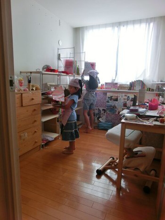 子ども部屋 姉妹２人の６畳洋室を模様替えすることにしたゆるシュタイナー教育とお片づけ お部屋づくりサポート