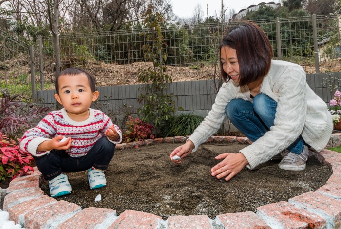 庭に砂場をつくると後悔？いらないと言われている理由やDIYの方法を紹介