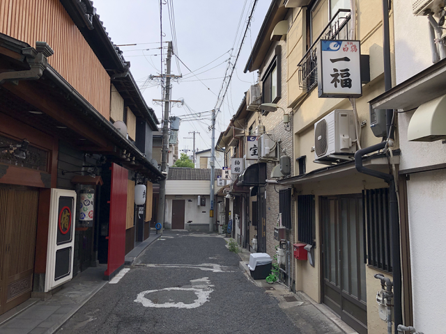 信太山新地。メリット デメリット。 |