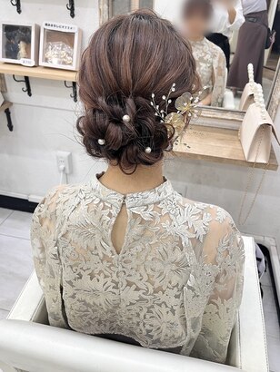 卒業式・入学式seasonに！ママの訪問着hair訪問着 シニヨンママヘア結婚式参列ヘア色打掛ヘア入学式ママ卒業式ヘアルーズアップ白無垢ヘアプレ花嫁 ウェディング結婚式準備和装ヘア金箔ヘアフォトウェディング和装結婚式おだんご