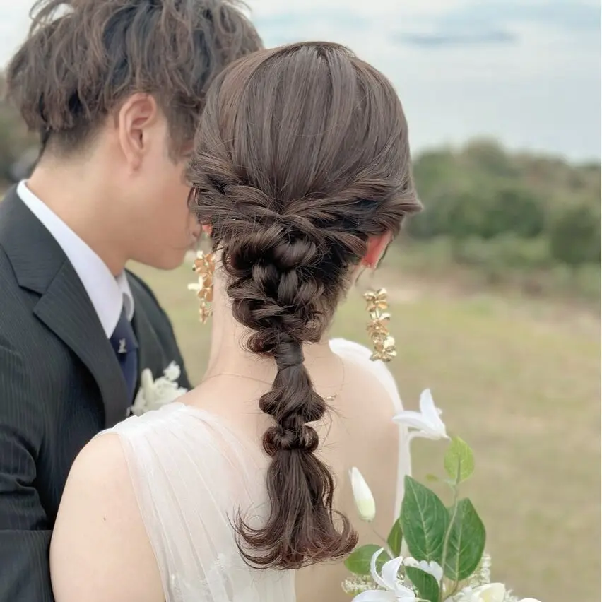 可愛い花嫁ヘアの選び方は？おしゃれな卒花さんのヘアアレンジもご紹介♡Wedding Diary