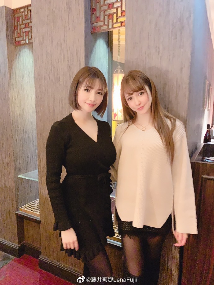 藤井リナ 美形な子どもたちを顔出し「ママに似て美男美女」「かわいすぎる」七五三ショット披露 - スポーツ報知