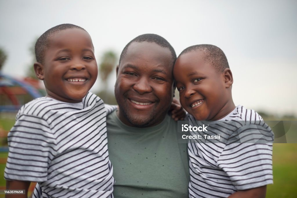 320,685 黒人 子供 Stock Photos, High-Res Pictures, and Images - Getty Images