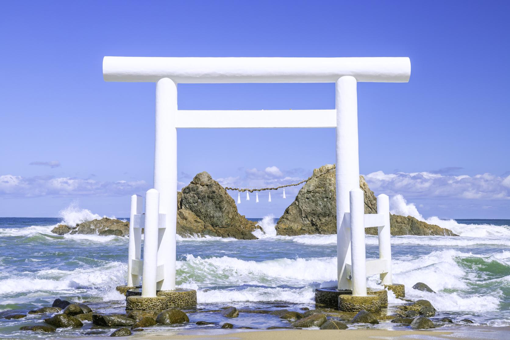 桜井二見ヶ浦の夫婦岩 の周辺スポット・アクセス・口コミ - Prism Japan