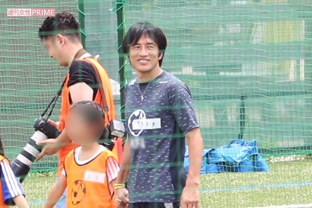 ミスチル桜井のイケメン長男、幼稚園ショット公開！ 「幼稚園でこの可愛さは偉大すぎる」「バブかわ過ぎ」 - All About ニュース