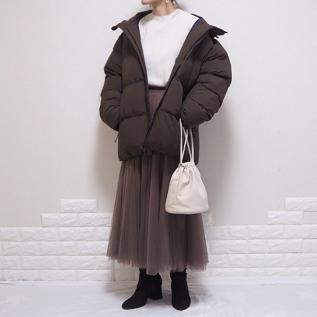 おしゃれな抱っこひも コニー 乳幼児ママの私服コーデ5選VERY