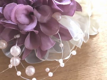 １枚目 セリアのコサージュ🌼 ２枚目 ダイソーのコサージュ🌼100均 ダイソー セリア セリアパトロールコサージュ 入園式 入園式コーデ入園式ママコーデフォーマル フォーマルコーデ