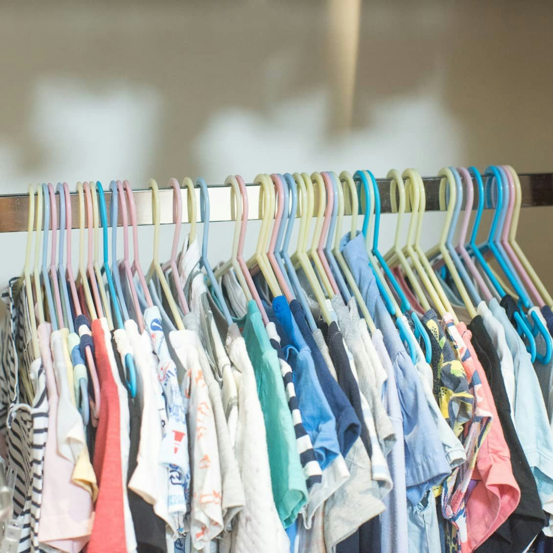 子供服・ベビー服の収納整理術！簡単＆おしゃれな収納アイデアとおすすめ便利グッズ - ファッション通販SHOPLIST ショップリスト