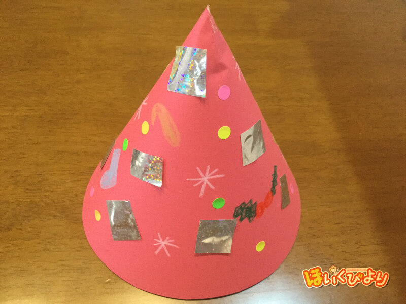 工作 冬 「かぶって飾れる冬の帽子」折り紙・画用紙飾り壁面飾り 保育士 介護士 papercraftDIY