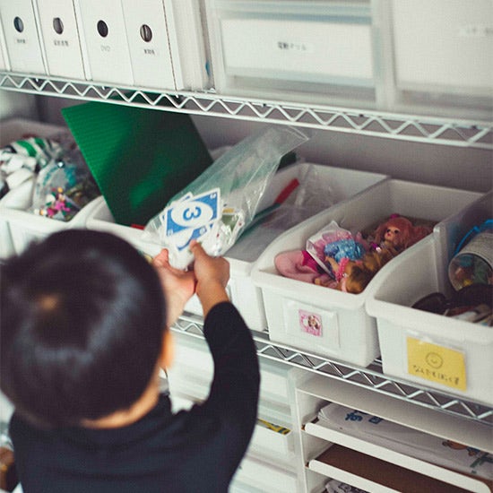 リビングがおもちゃでちらからない収納方法とは？実例に沿って簡単ポイント解説 – Onnela オンネラ 暮らしに『楽』を、家族にワクワクを