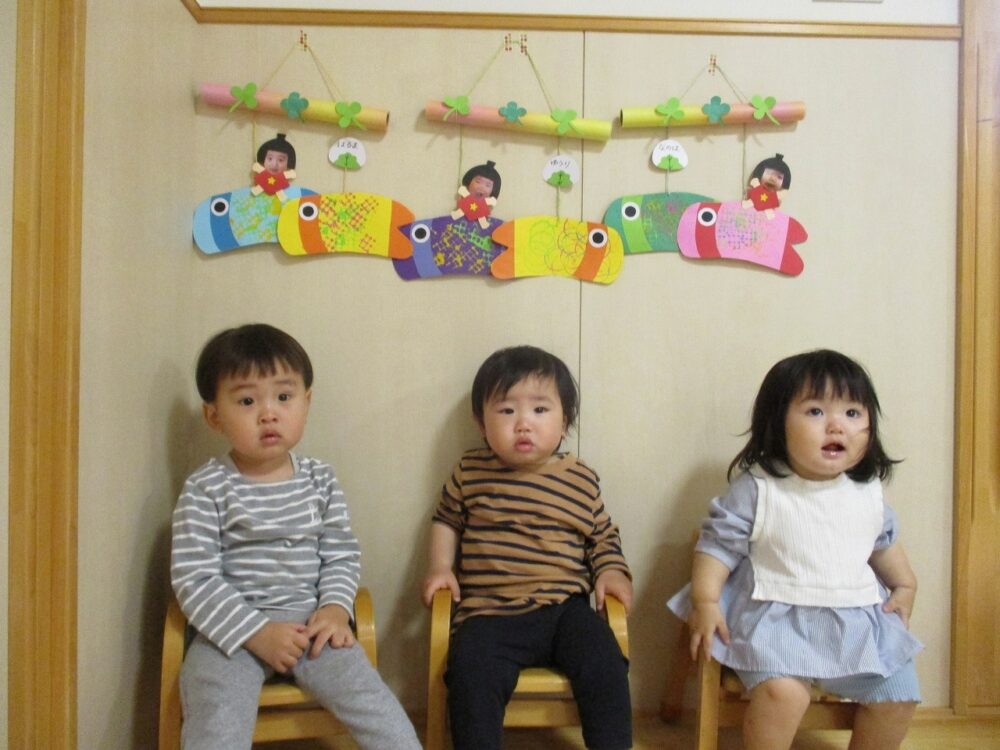 0歳児 こどもの日を楽しむためのこいのぼり製作アイディア5選保育士を応援する情報サイト 保育と暮らしをすこやかに ほいくらし
