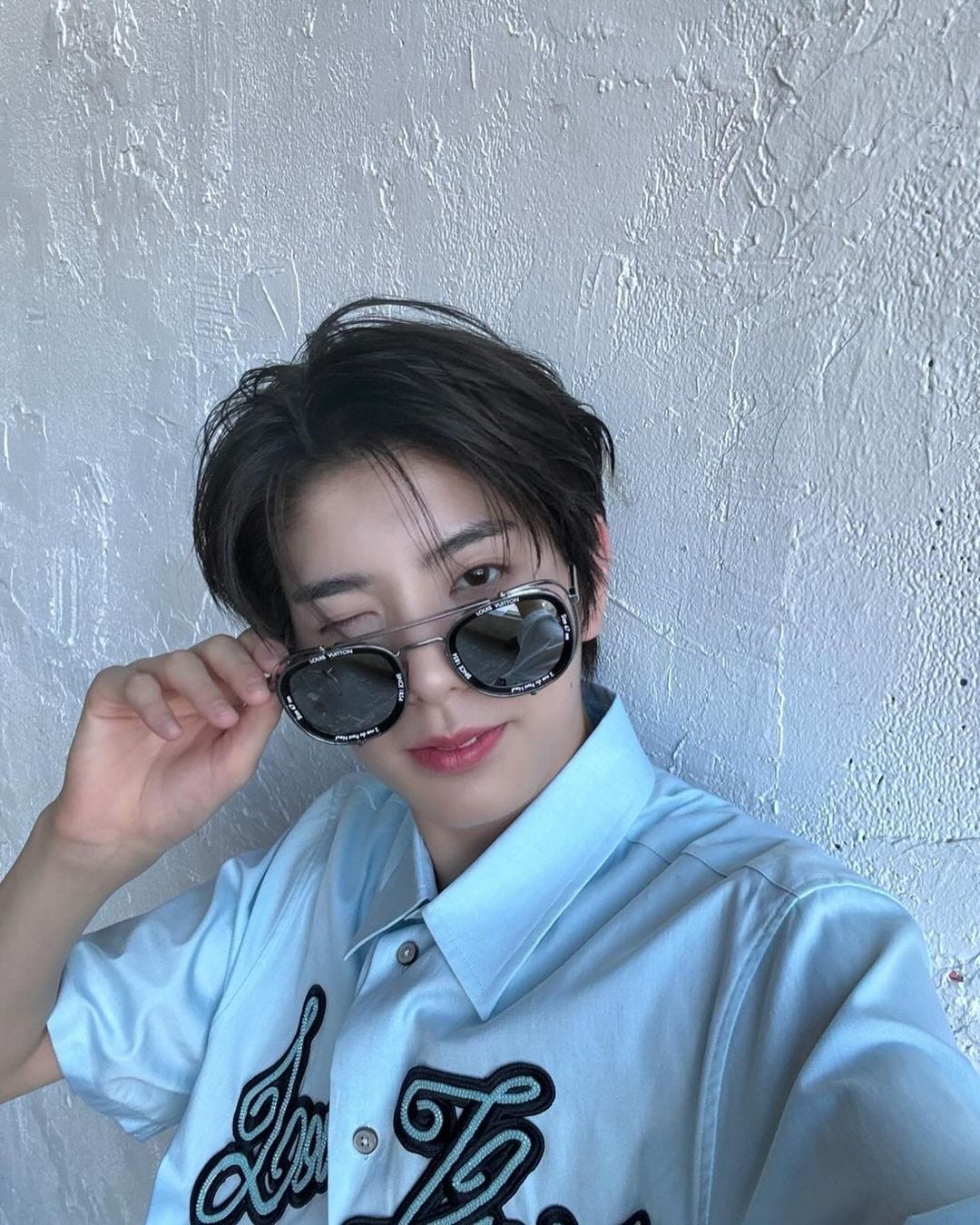 NEXZ トモヤ まとめ NEXZトモヤは叔父さん？父母姉の5人家族最強マンネ、可愛い