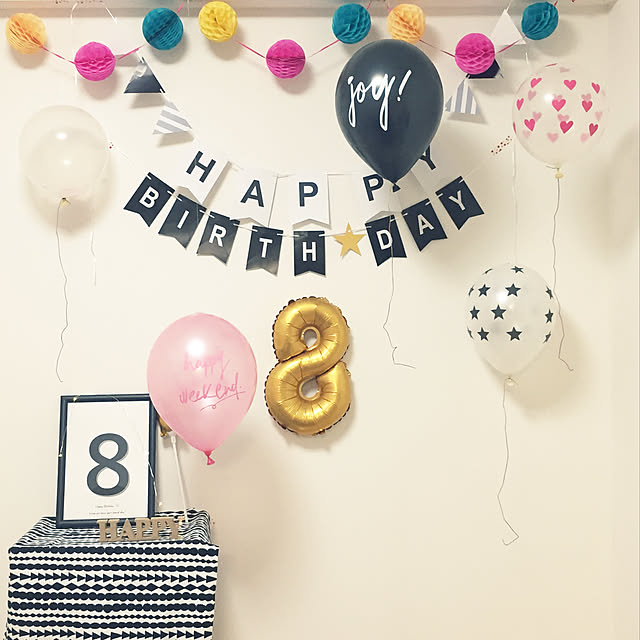 🚗🎁🎉💛 先日の息子のお誕生日へ沢山のコメントやメッセージをありがとうございました✨同じくカーズ好きの息子さんがいらっしゃる方や、これからお子さんのバースデーの飾り付けをしますという方からもメッセージを頂いたりして、参考になればと思い装飾などなど書き