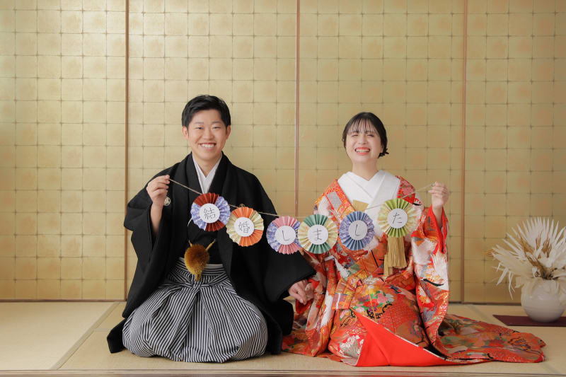 厳選 和装フォトウェディングで人気のポーズ＆構図＆小物。スタジオ撮影、ロケーション撮影別に紹介 OKINAWA Wedding Magazine