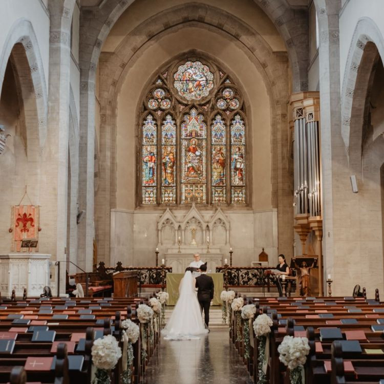 チャペルウェディングプラン 山手の小さなチャペルで憧れの教会式少人数専門のゲストハウス フェイン faein で結婚式 - ぐるなびウエディング