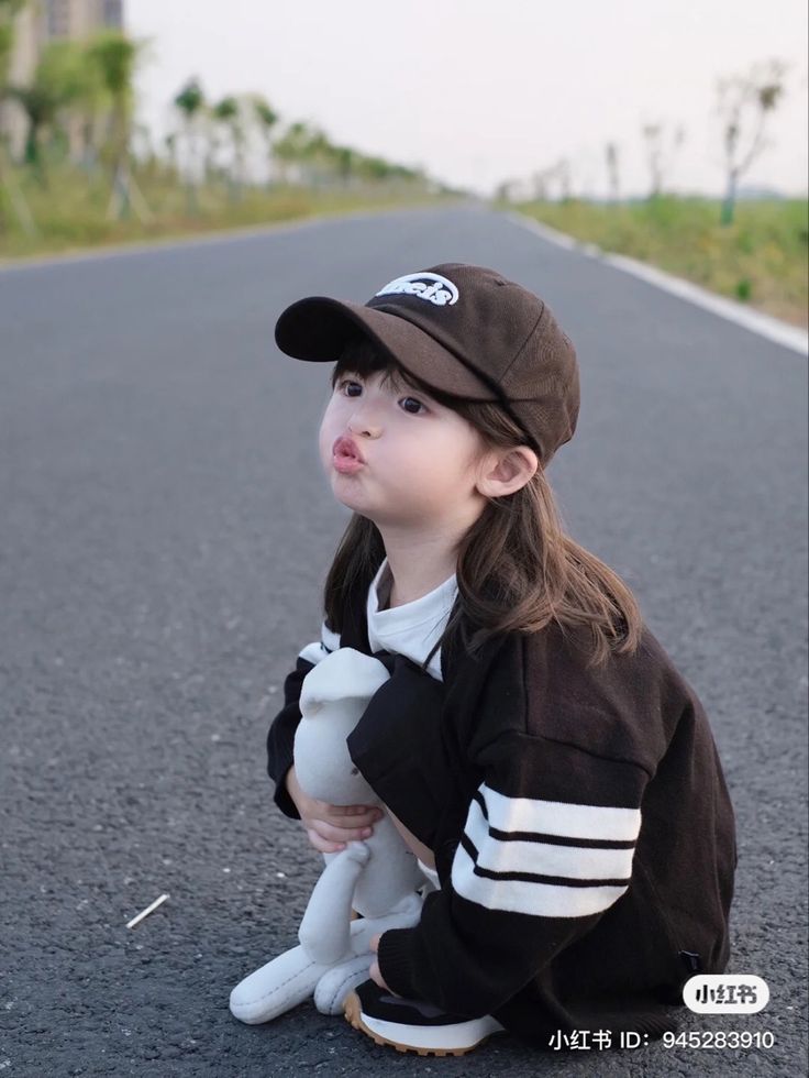 子ども 日本人・外国人 」の画像素材 写真・イラスト 毎月1点無料 フリー のストックフォト イメージマート