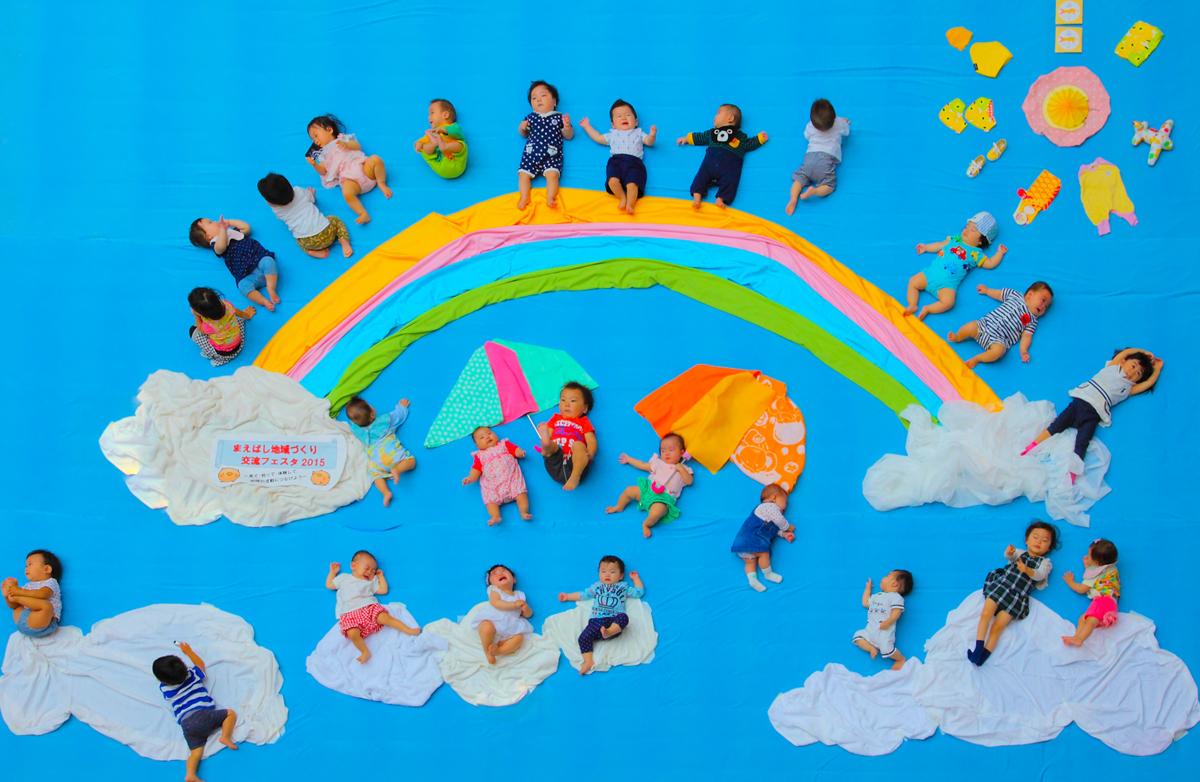 お昼寝中の赤ちゃんをかわいく飾って「寝相アート」を楽しもう！おはママ