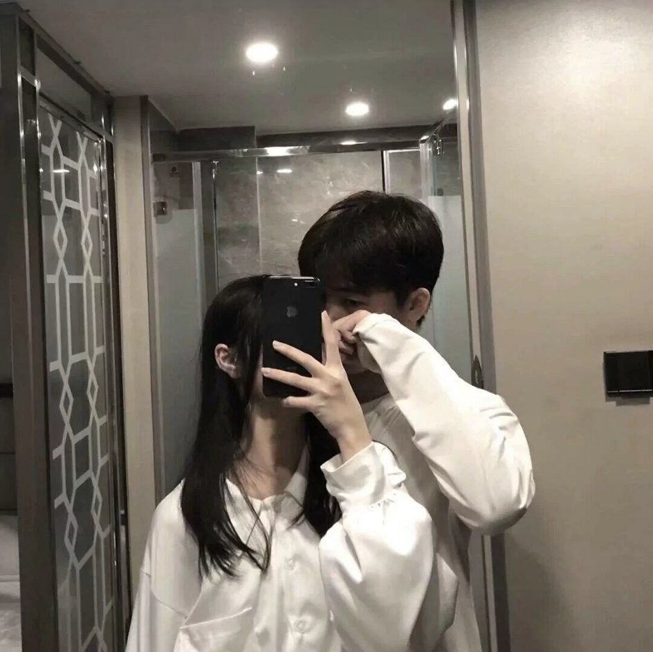 雰囲気カップル」のアイデア 62 件韓国人カップル, オルチャンカップル, 恋人 画像