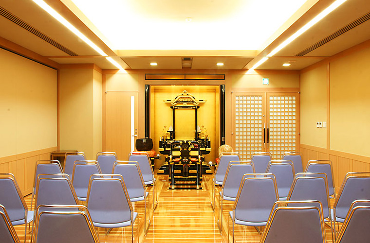 2025年度版 初七日法要・四十九日法要・年忌法要の準備の流れ・お布施・服装まで。施主として法事 ・法要について知っておきたいこと 2025年度版 初七日法要・四十九日法要・年忌法要の準備の流れ・お布施・服装まで。施主として法事・法要について知っておきたいこと