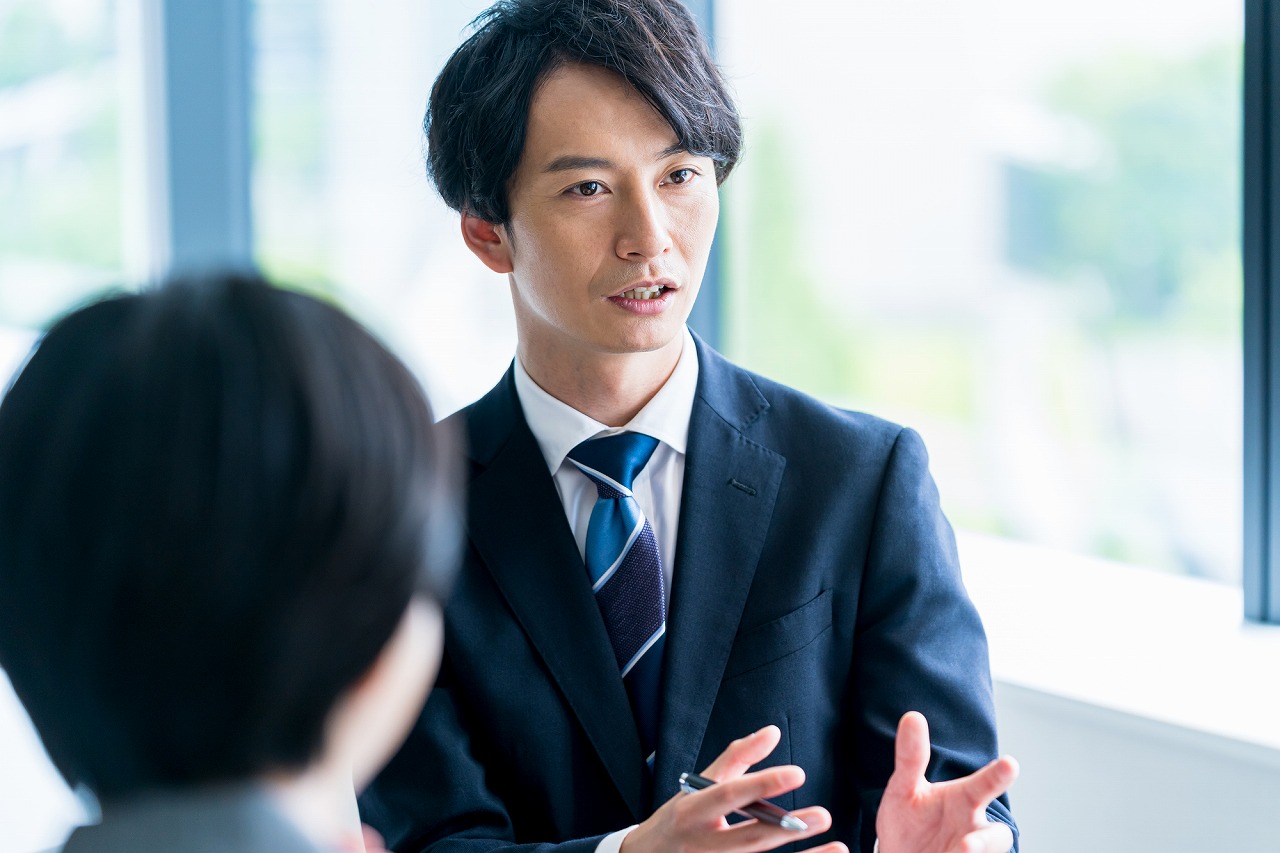 目が離せない女顔男子！人気を博す女顔の特徴やモテる理由