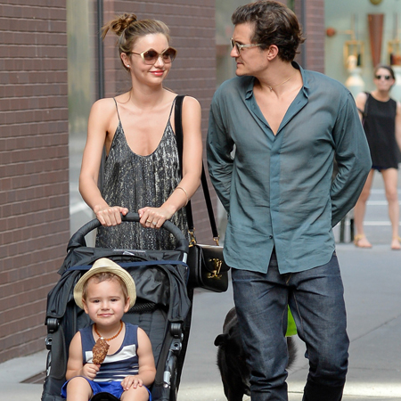 オーランド・ブルームとフリン君、ミランダ・カーの出張中に仲良くお留守番