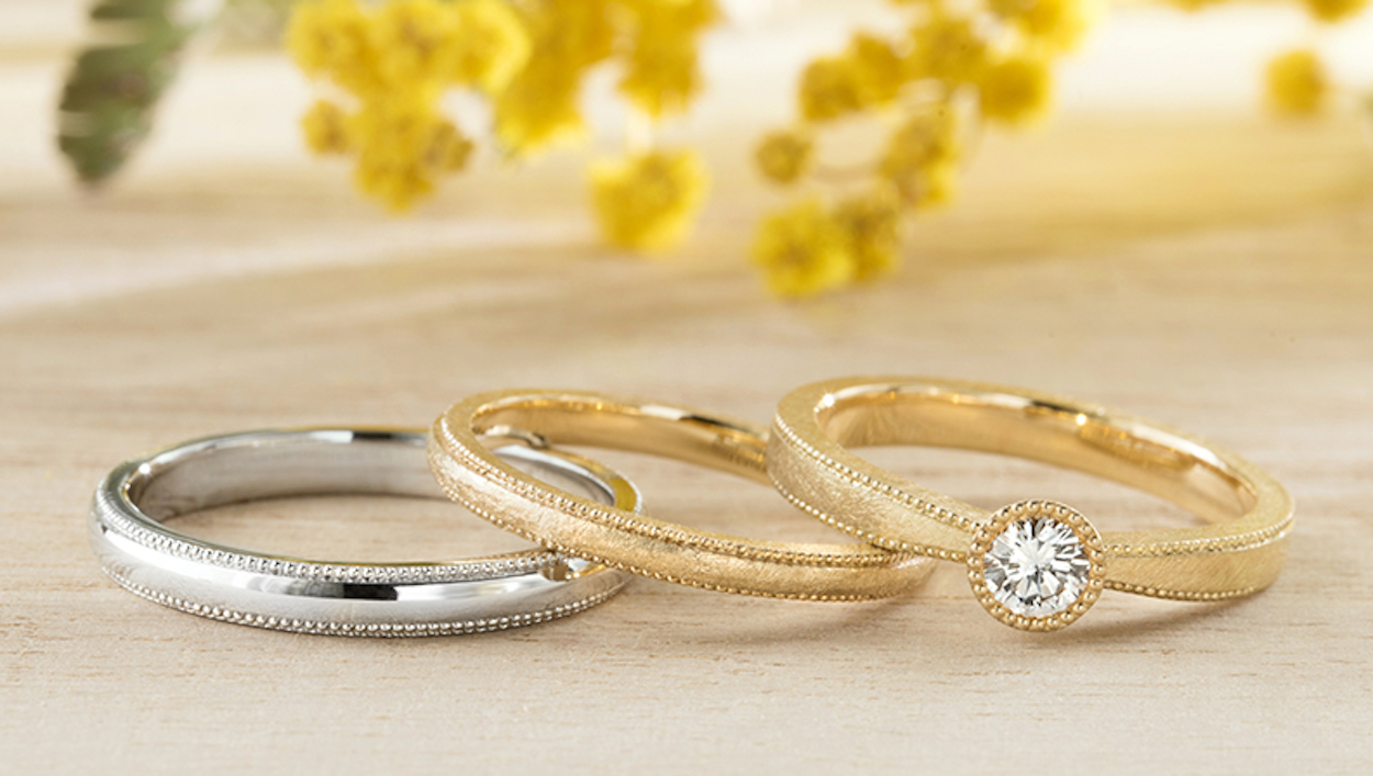 婚約指輪と結婚指輪を重ね着けするメリット・注意点やコツを解説婚約指輪・結婚指輪ならラザール ダイヤモンド