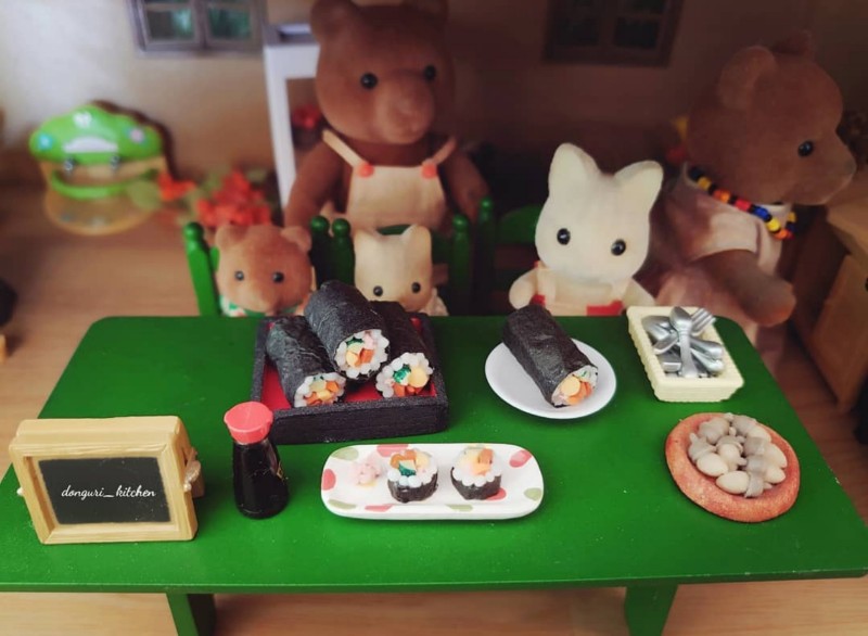 シルバニアファミリー お人形 まとめ売り 赤ちゃん おとな きせかえ Amazonシルバニアファミリー 人形 赤ちゃんコレクション赤ちゃんコレクション -赤ちゃん海のおともだちシリーズ-BOX 16個入BB-09 STマーク認証 3歳以上 おもちゃ ドールハウスSylvanian